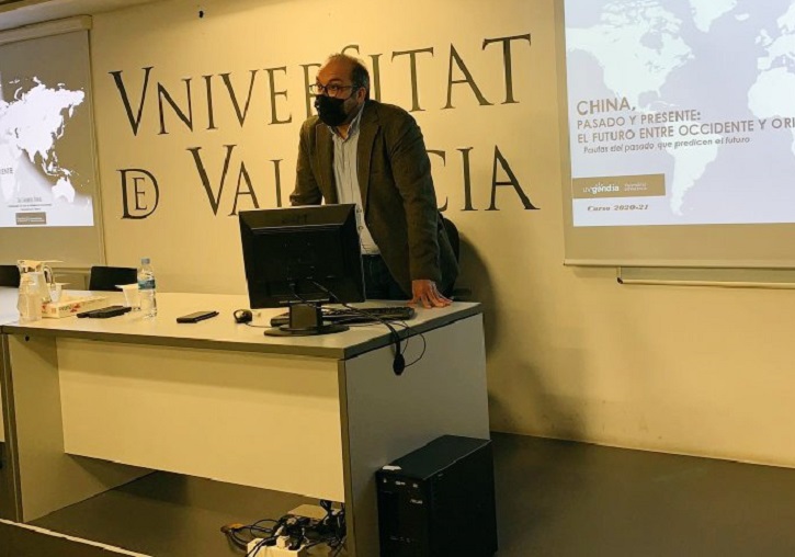 Conferencia sobre China.
